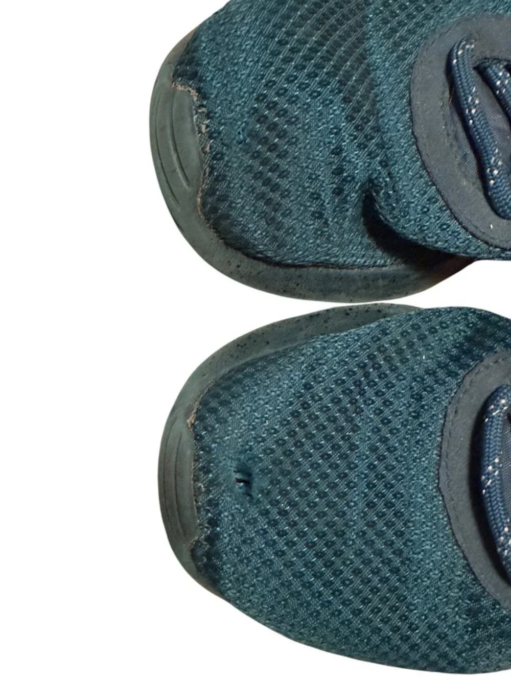 Nike Size 6.5 Athletic Running Sneakers with Mesh Upper